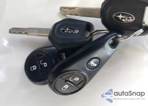 2010 Subaru Forester 2.5X Premium z USA, uszkodzony, nr VIN JF2SH6CC0AH770066